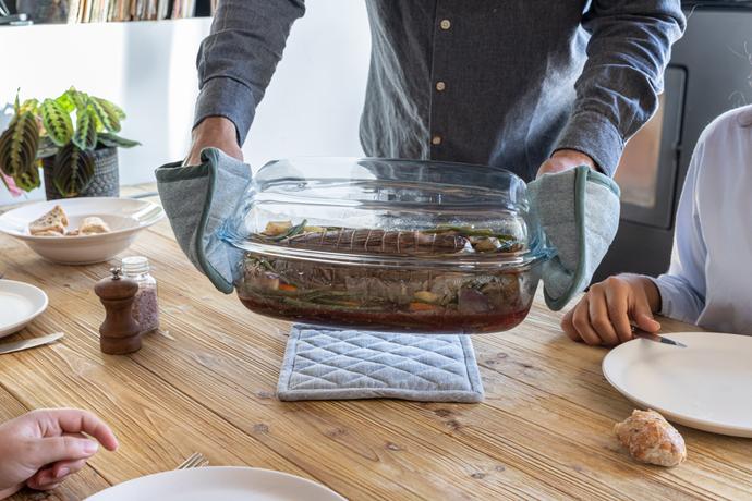 Skleněná zapékací mísa PYREX s víkem 33x20cm/...